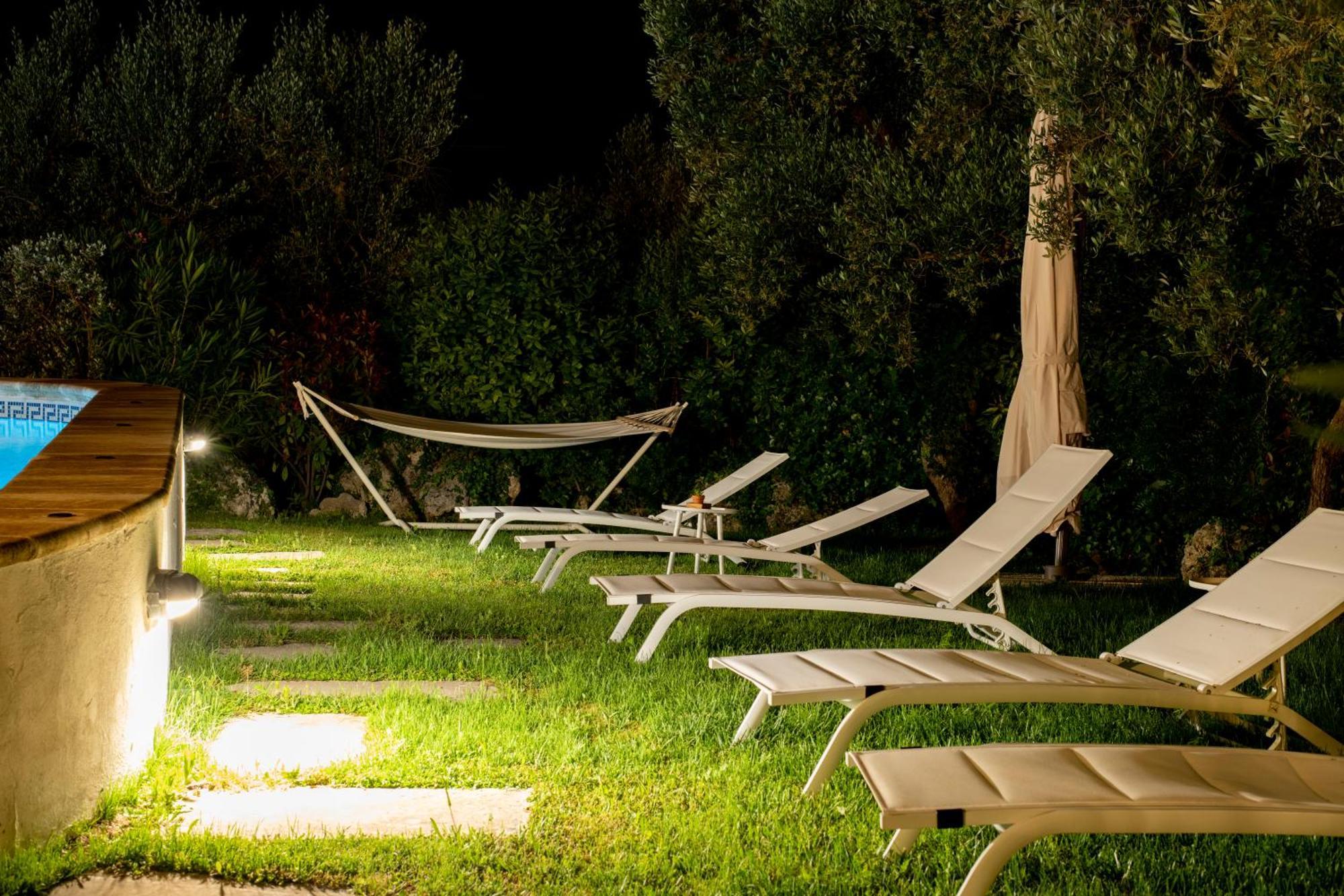 Masseria Trulli Bruni 로코로톤도 외부 사진